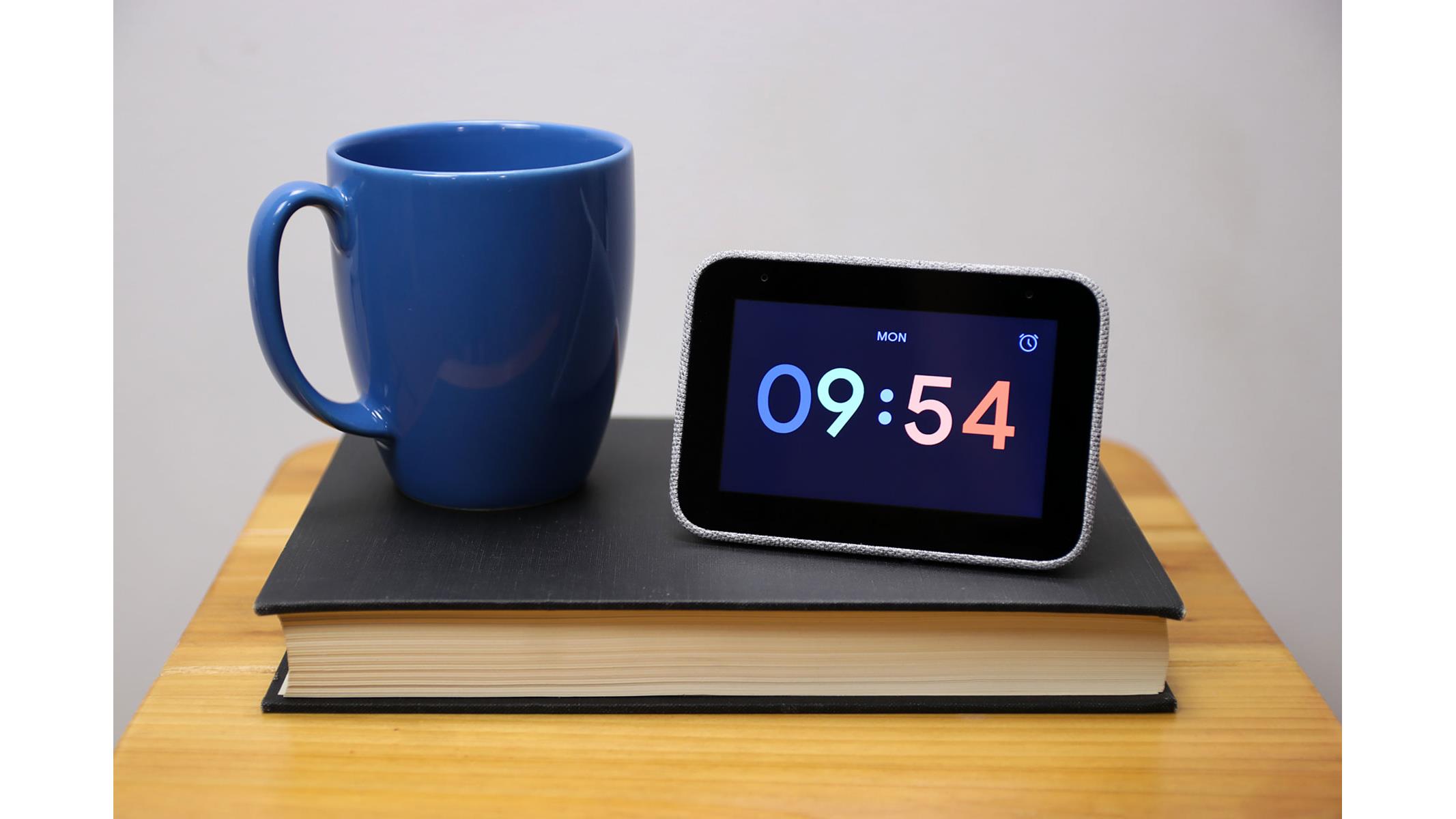 Lenovo Smart Clock Review: A Bedside Google Assistant | HotHardware