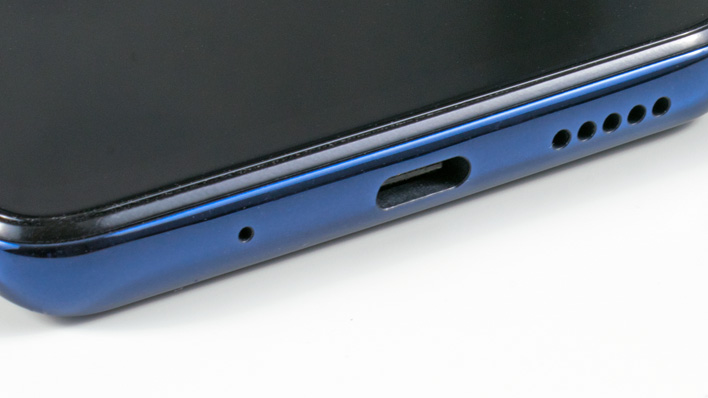 bottom ports motorola one action