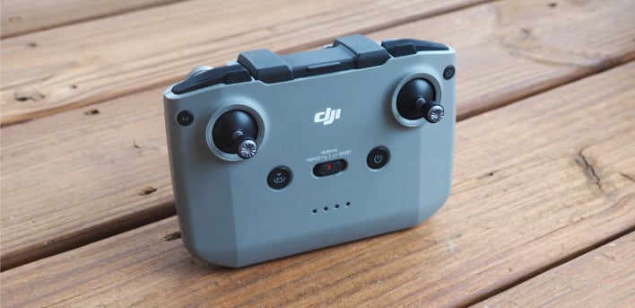 dji mavic air controller closed