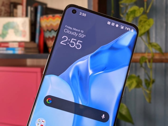 OnePlus 9 and 9 Pro Review: Hardware over everything