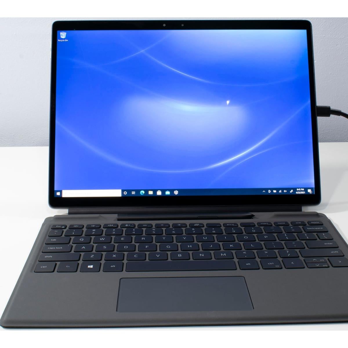 Dell Latitude 7320 Detachable Review: Eclipsing Surface Pro