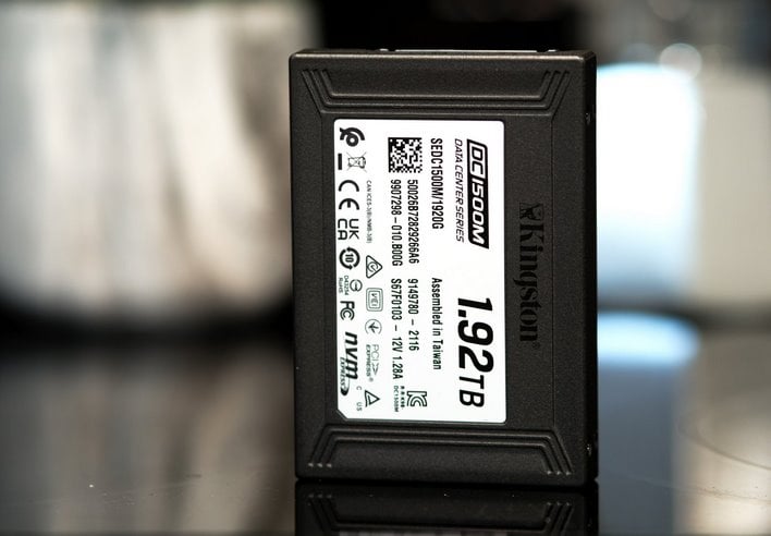 Kingston DC1500M U.2 NVMe SSD Review 