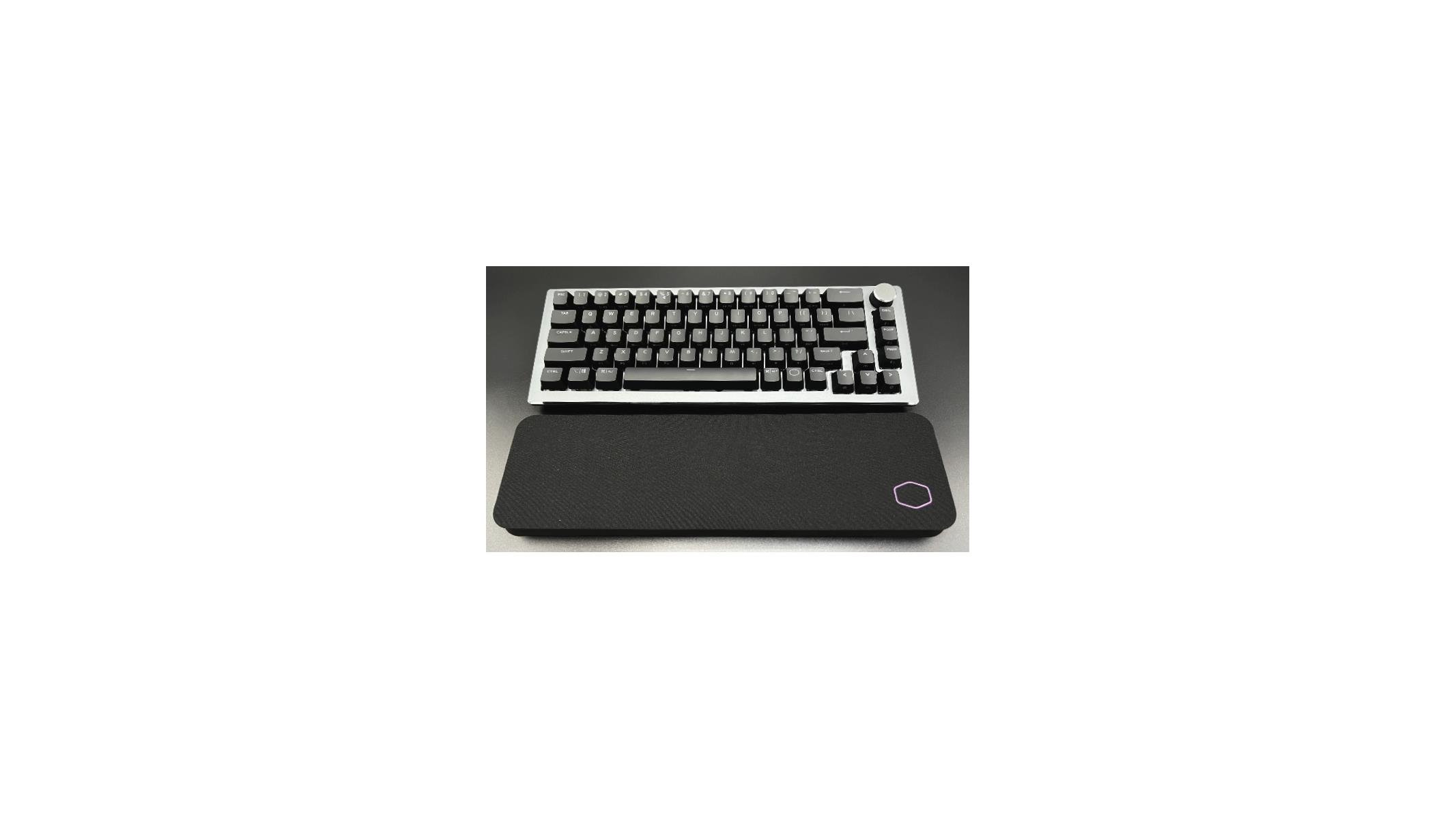 Cooler Master CK721 Review: An Innovative Wireless Keyboard