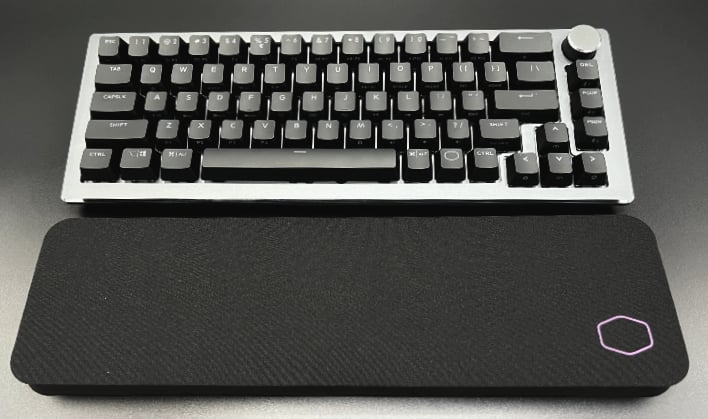 Cooler Master CK721 review: A precisely middling wireless keyboard