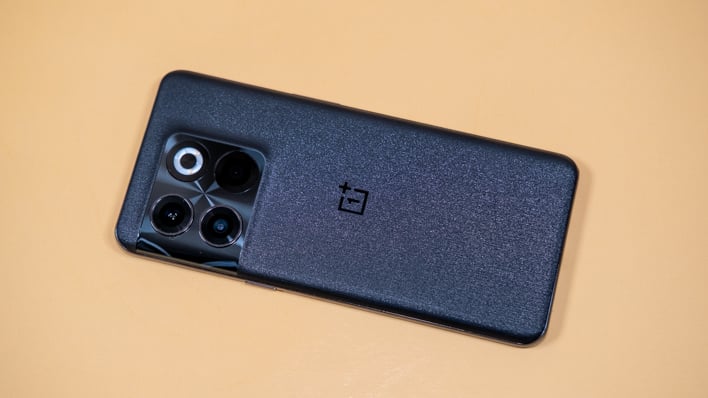 OnePlus 11 5G Sports a Big 'Black Hole' Styled Hasselblad Camera Bump