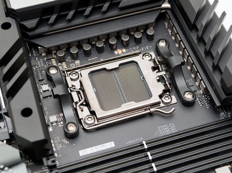 asus x670e socket