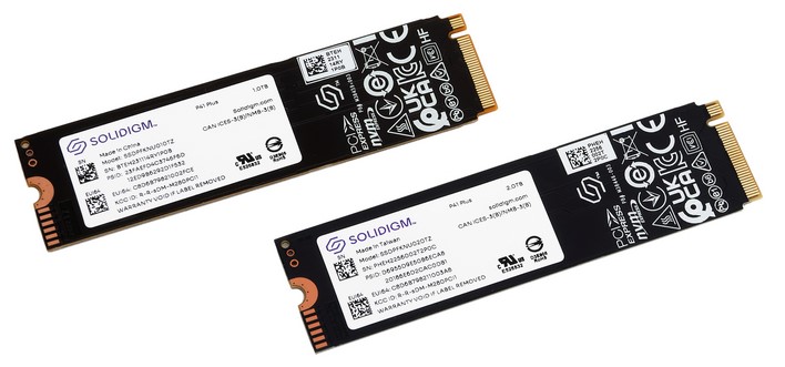 Solidigm™ P41 Plus Series Disque SSD Interne 1 to GEN 4 NVMe 4.0