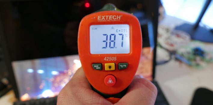 asus fold17 thermals