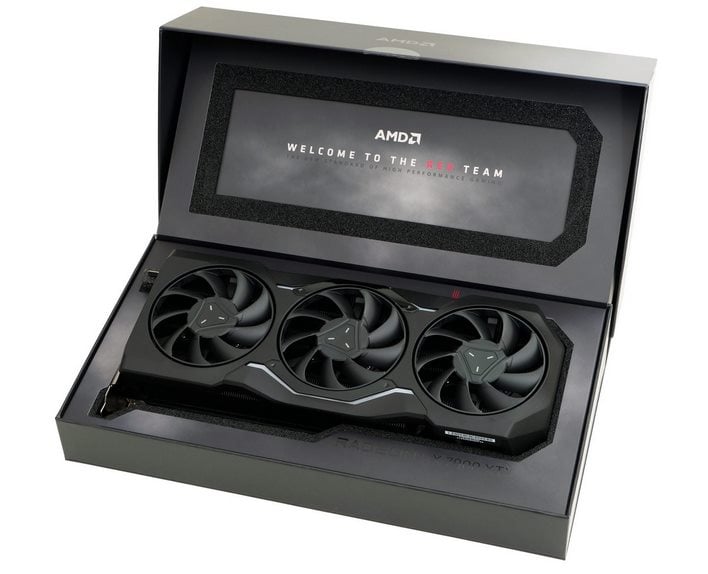 radeon rx 7900xtx box open 1