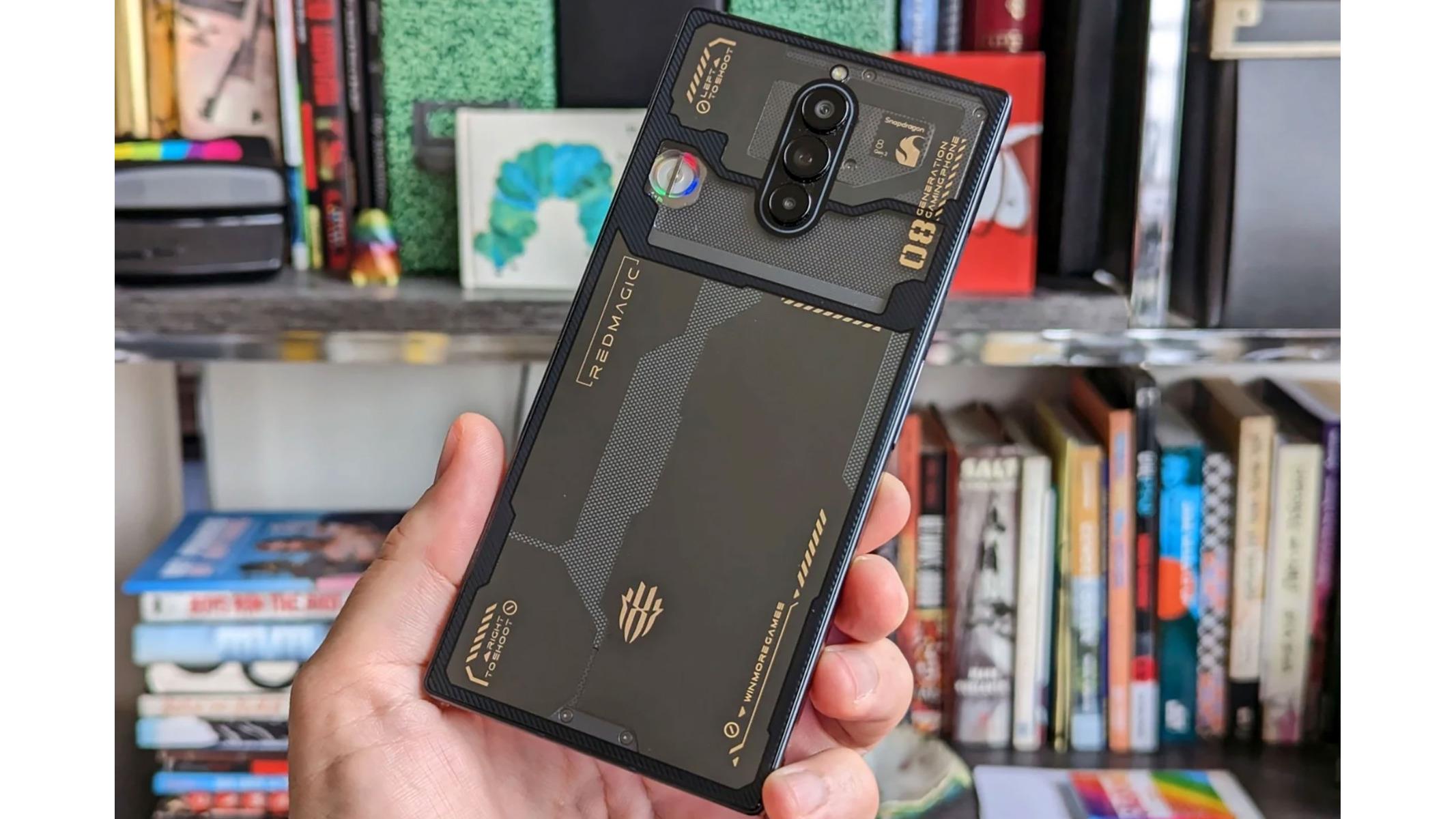 RedMagic 8 Pro Review: What to Know About This Lower-Priced Gaming Phone -  Video - CNET