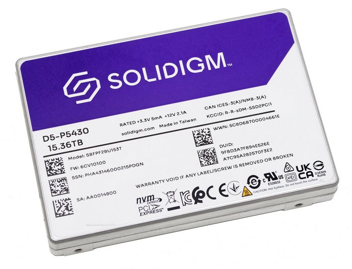 solidigm d5 p5430 angle 1