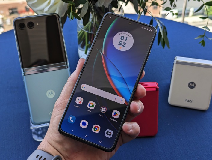 Motorola unveils four Moto G7 phones: Plus, vanilla, Power and