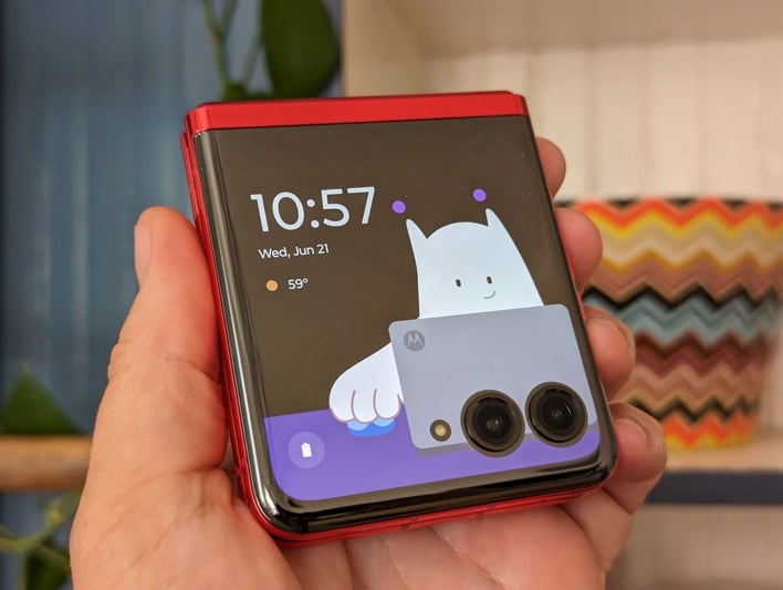 motorola android flip phones
