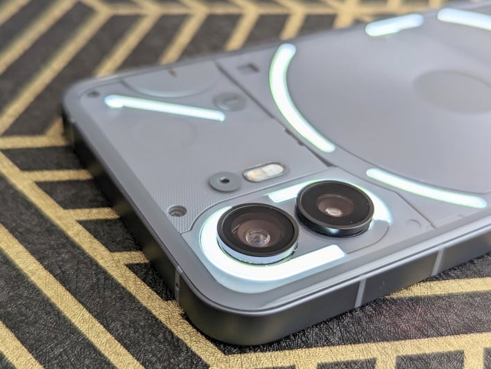 Nothing Phone (2) 26