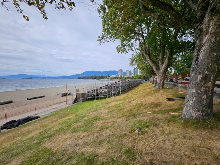 Samsung Galaxy Z Fold5 sample 01