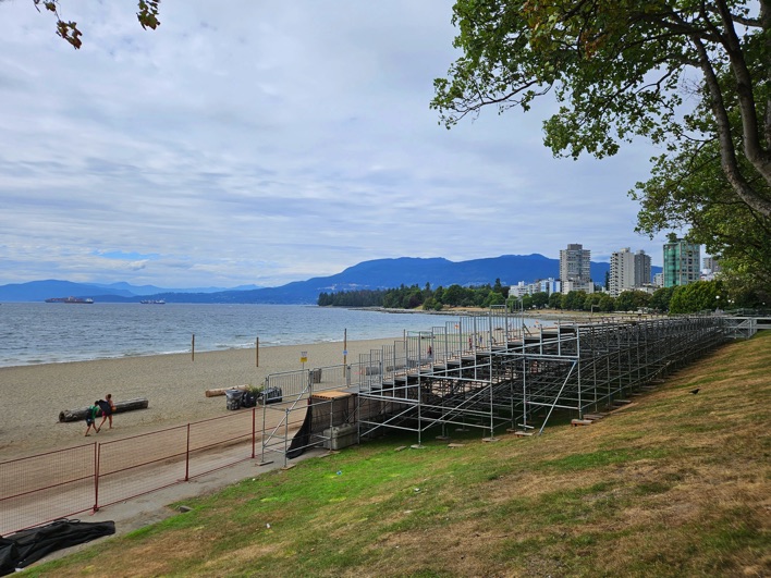 Samsung Galaxy Z Fold5 sample 02