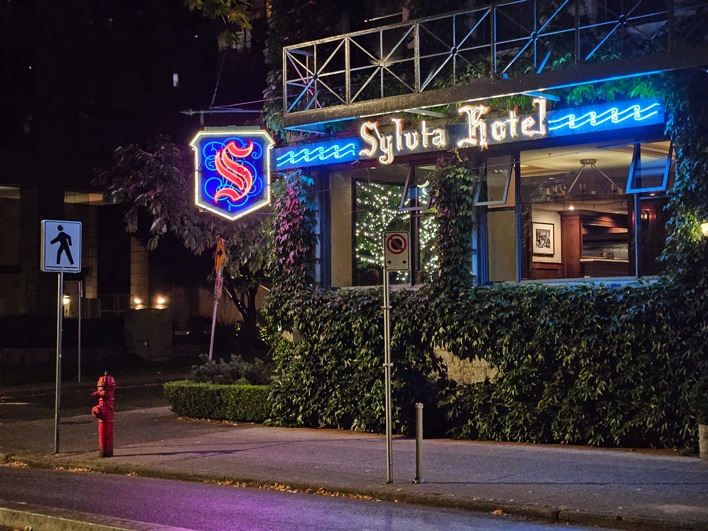 Samsung Galaxy Z Fold5 sample 37