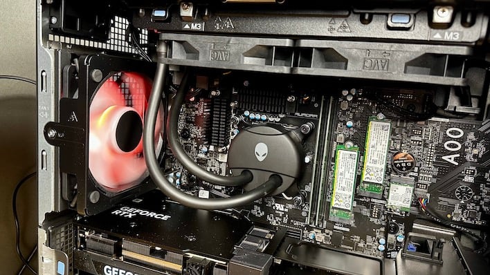 Alienware R16 Gaming Desktop with Air Cooling & Liquid Cooling