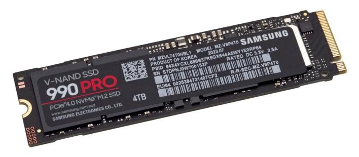 Samsung 990 PRO PCIe 4.0 NVMe SSD – Installation & Benchmarks 