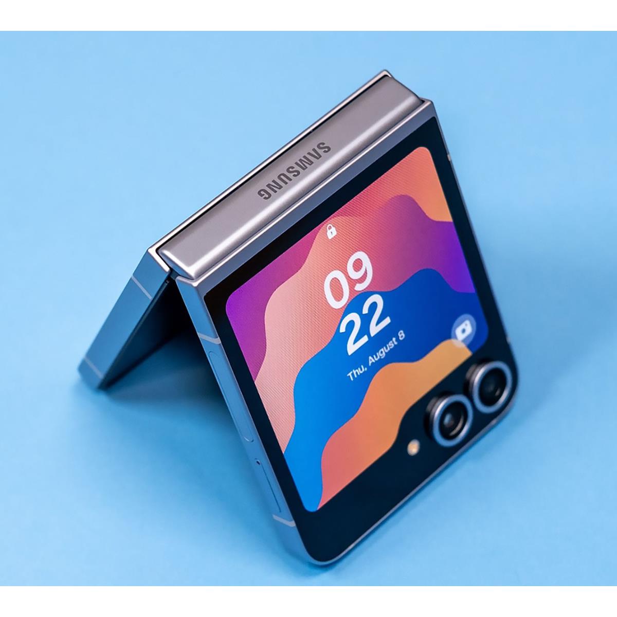 Samsung Galaxy Z Flip 6 Review: Refined Evolution Not Revolution