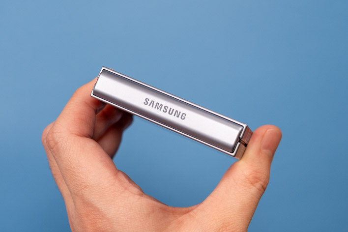 Samsung Galaxy Z Flip 6 10