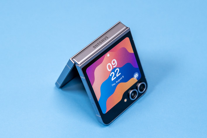 Samsung Galaxy Z Flip 6 Review: Refined Evolution Not Revolution