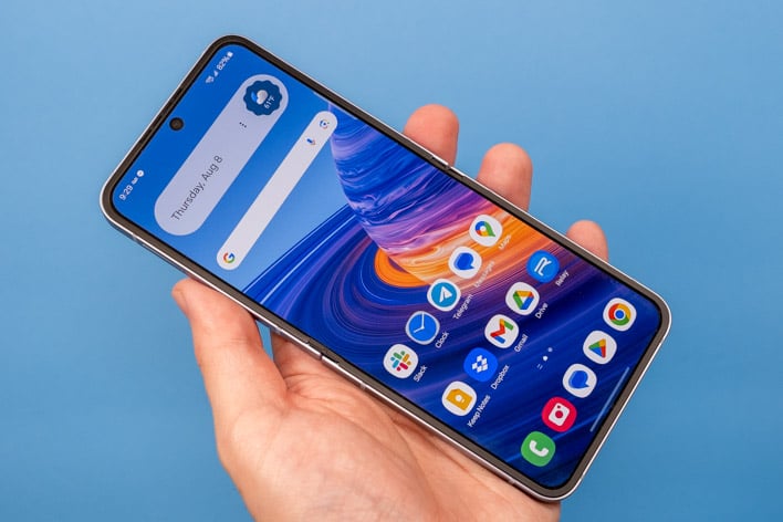 Samsung Galaxy Z Flip 6 Review: Refined Evolution Not