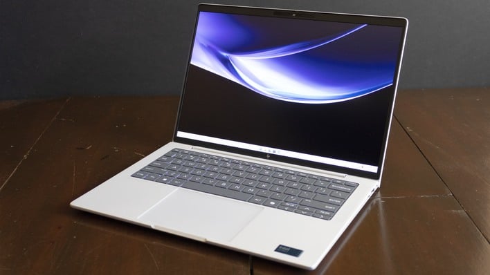 HP EliteBook 1040 G11 Review: A Road Warrior’s Secret Weapon