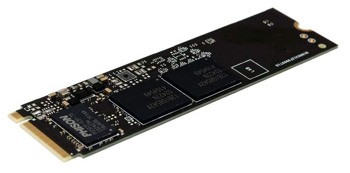 phison e31t pcie gen 5 ssd angle 3