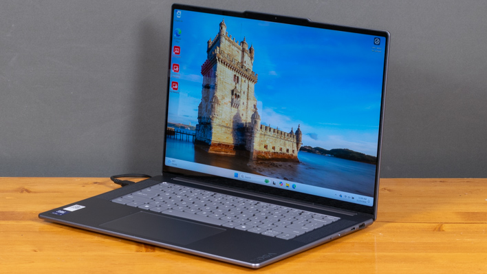 lenovo yoga slim 7i gen 9 15 inch aura edition review 3