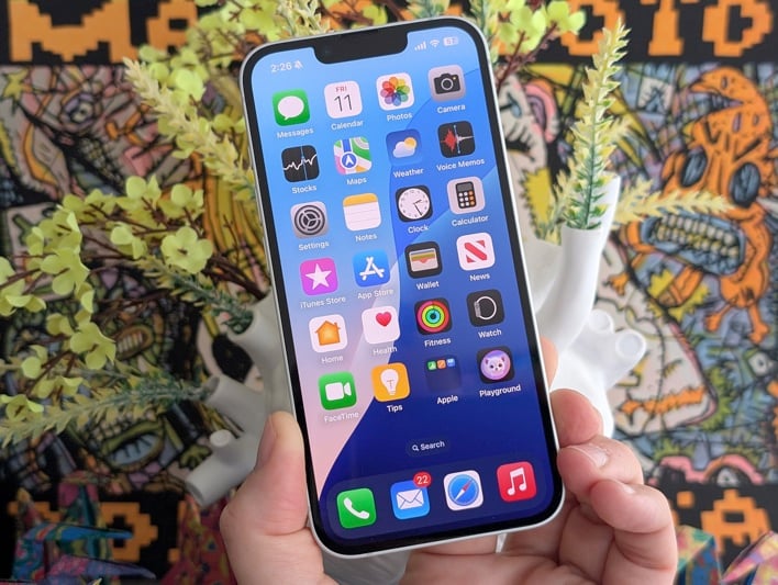 iphone 16e 05