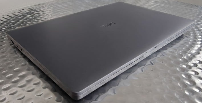 dell pro 14 premium lid closed front edge