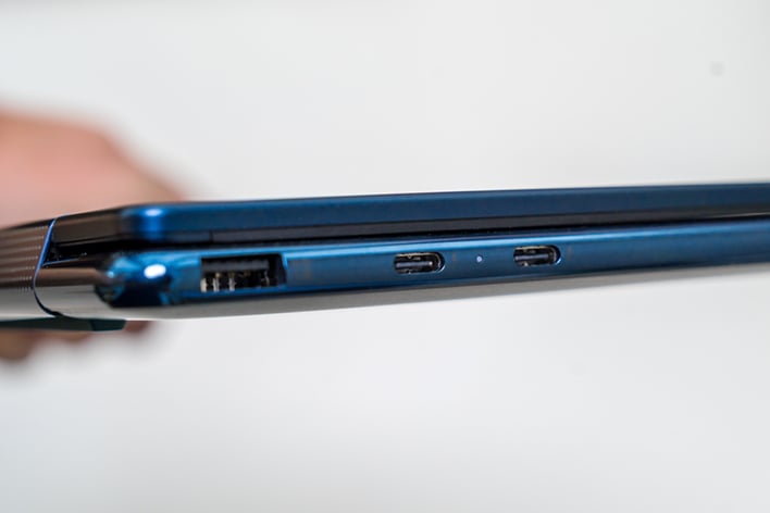 lenovo yoga 9i 2 in 1 ports 2