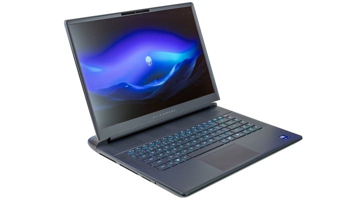 photo 16 angled alienware core ultra laptops