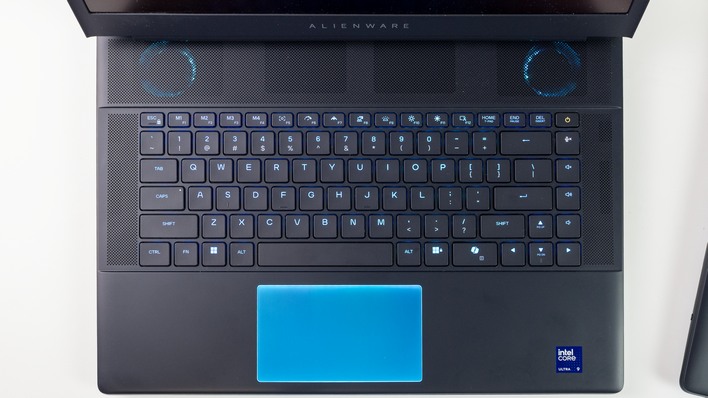 photo 16 keyboard alienware core ultra laptops