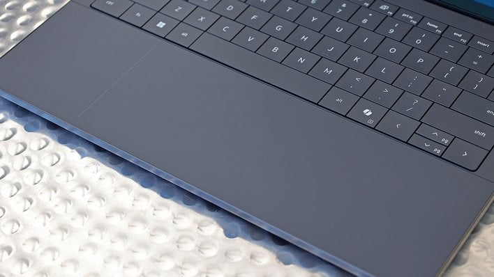 dell xps 14 2026 trackpad closeup