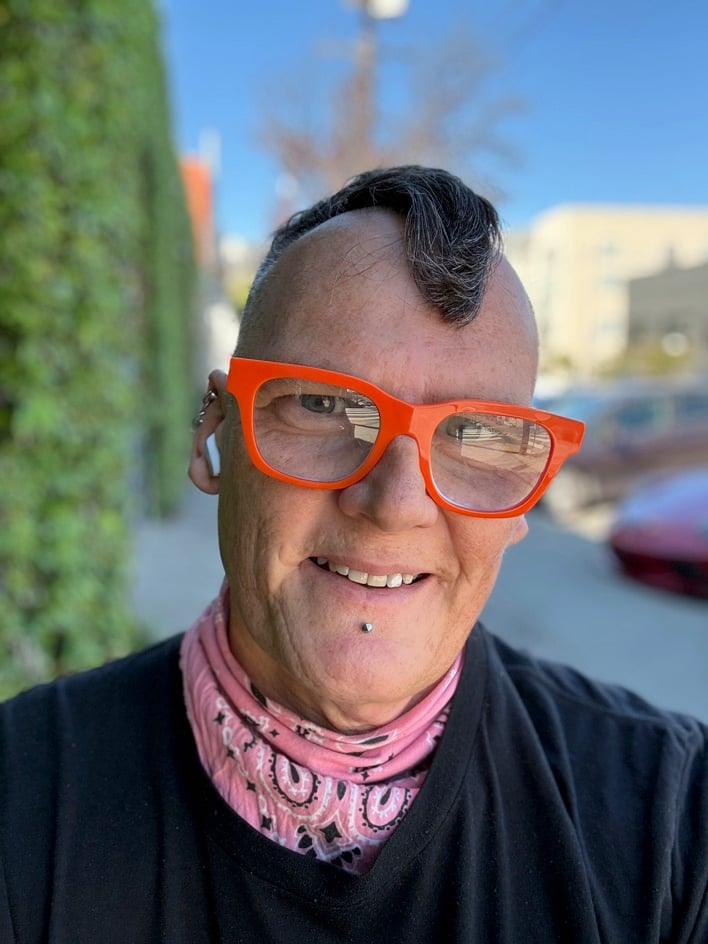 iphone 17e sample 27