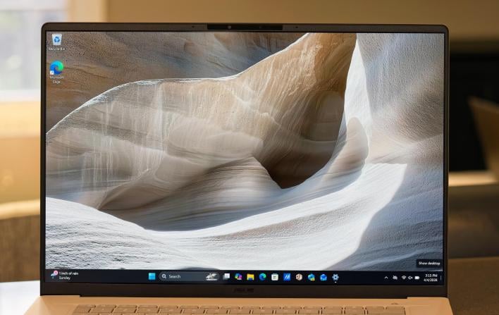 asus zenbook a16 snapdragon x2 display