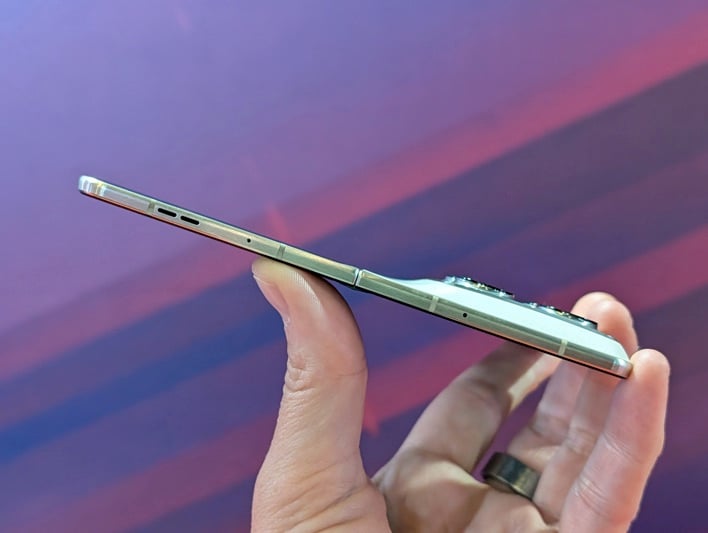 razr fold 11