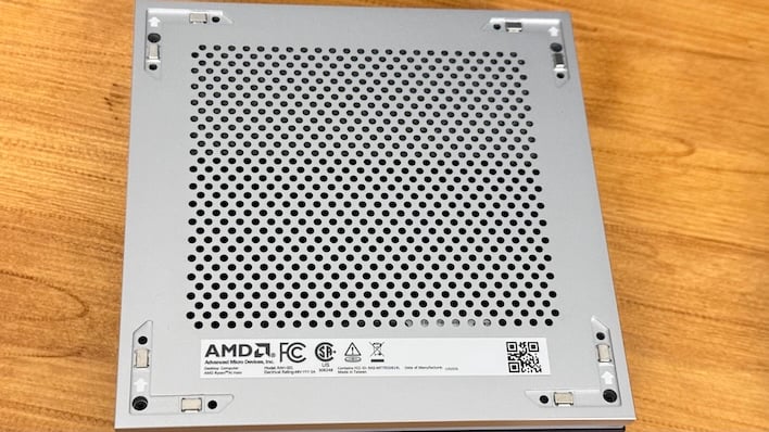 bottom no feet amd ryzen ai halo