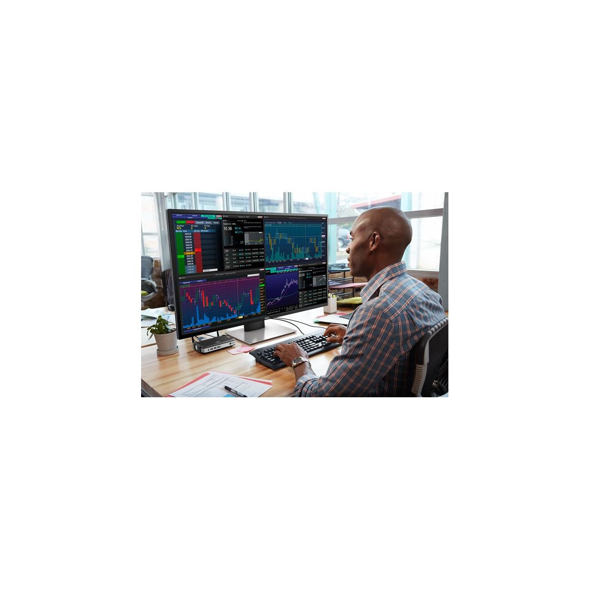 Dell's 43-inch P4317Q Multi-Client Monitor Is Dreamy With 4 X