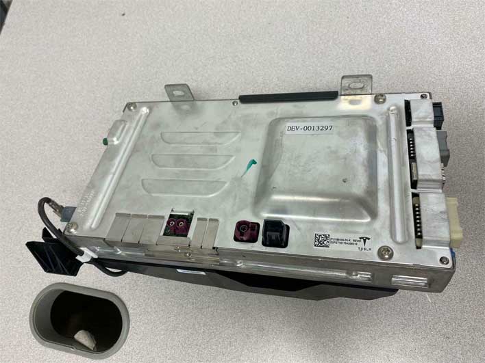 tesla media controller