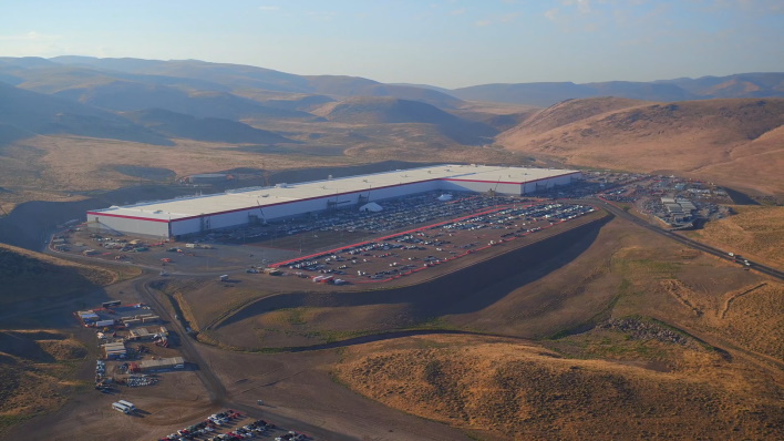 gigafactory 708px