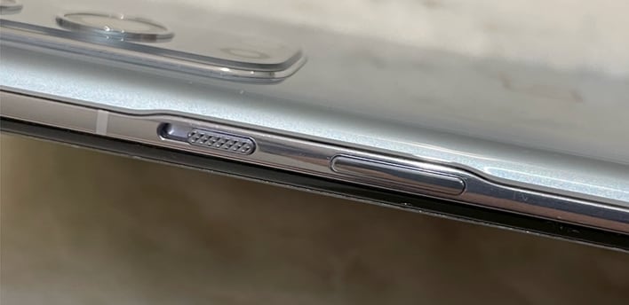 The OnePlus 9 Pro leaks again in live photos; Hasselblad partnership and  extensive camera hardware confirmed, as is a 120 Hz and a QHD+ display -   News