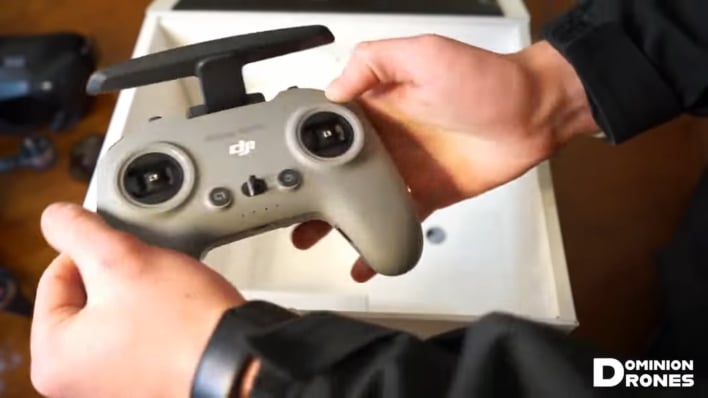 Dji FPV Drone слил видео распаковки на контроллере YouTube