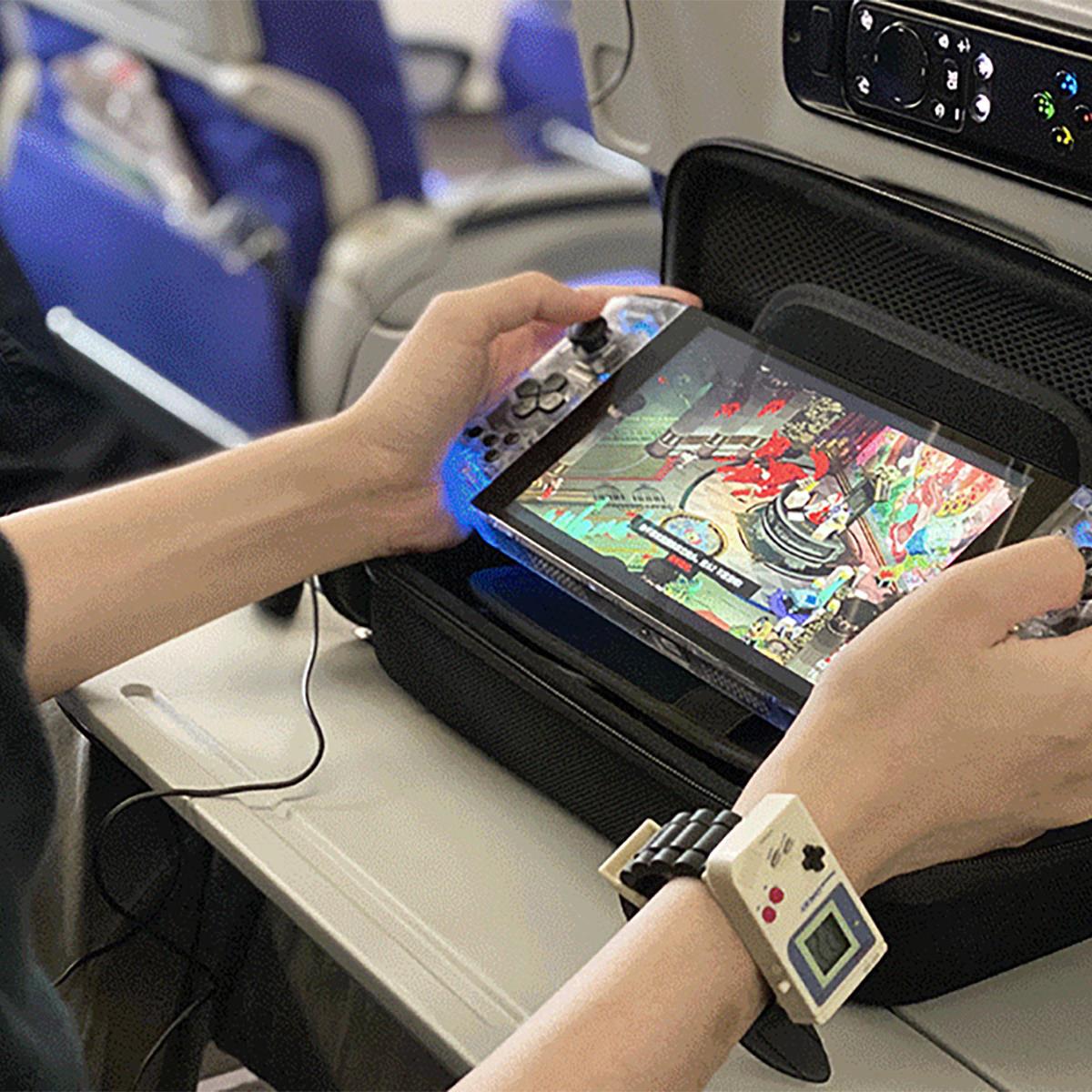 Aya-Neo Is A Slick Ryzen 5 4500U-Powered Nintendo Switch