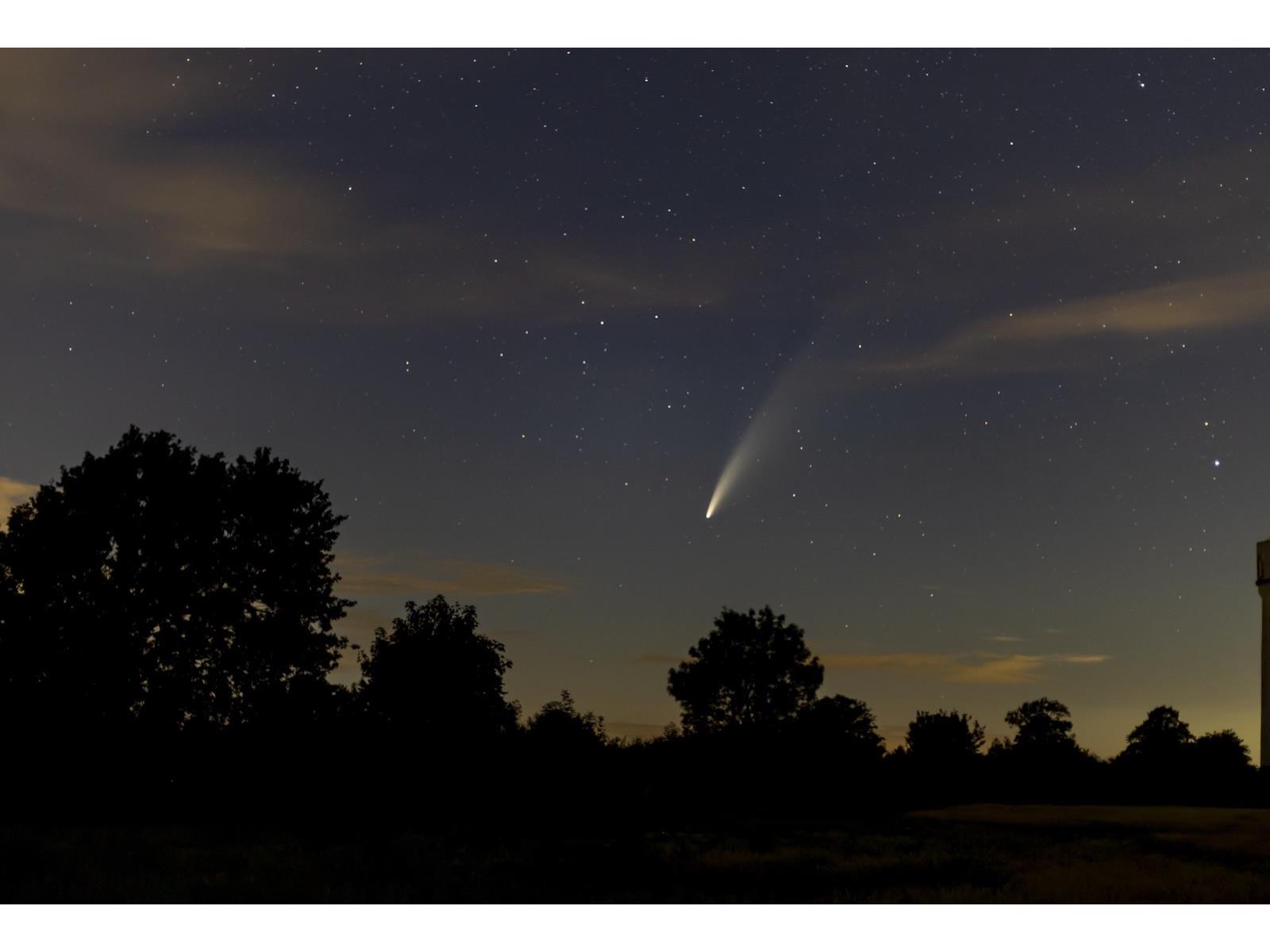 2022 Christmas Comet Is That Santa Or Leonard The Christmas Comet? Where To See Him Fly In The  Night Sky | Hothardware