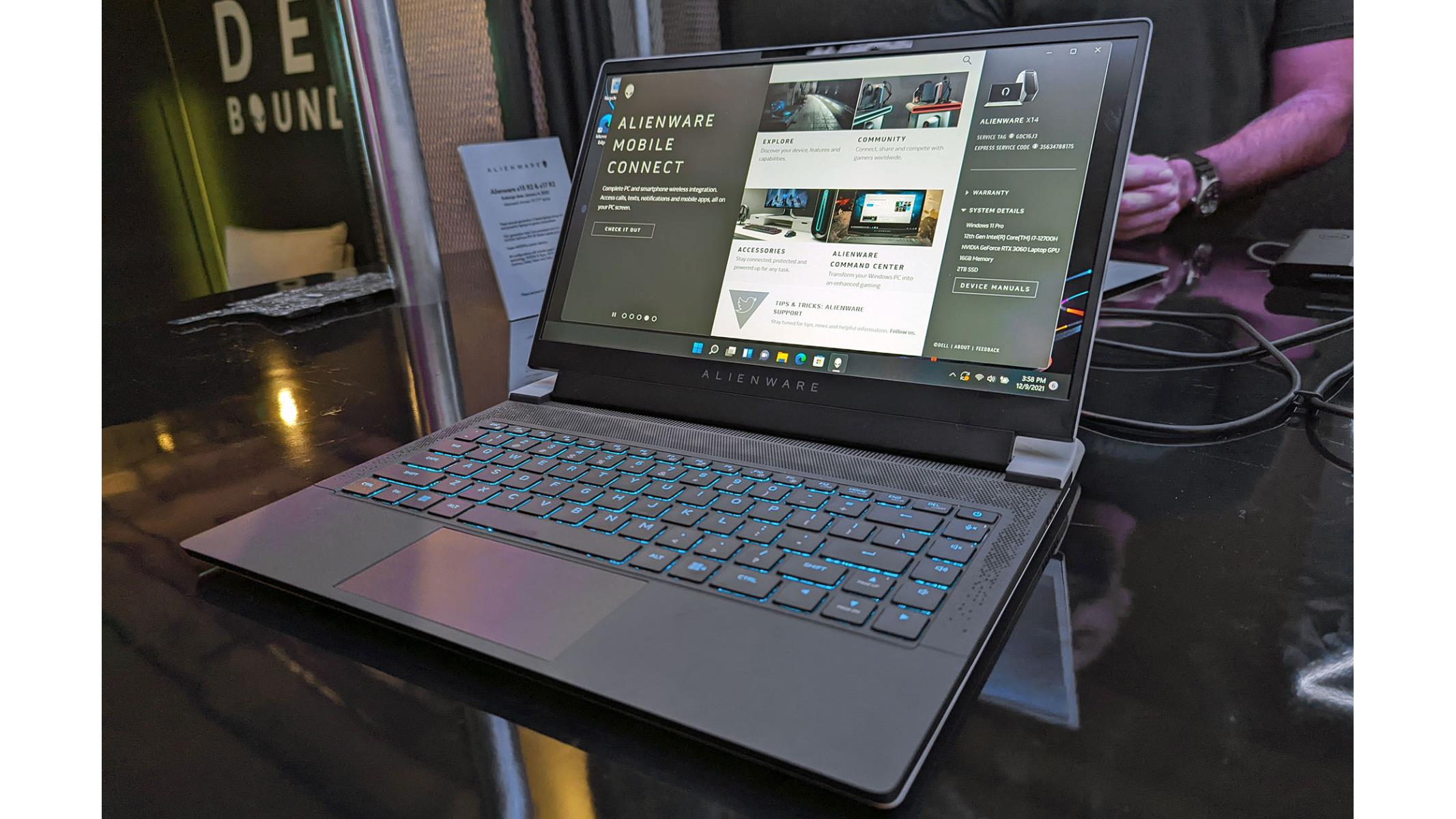 Alienware x14 Flexes Alder Lake And RTX 30 In A Stunningly-Thin Alienware x14 Flexes Alder Lake And RTX 30 In A Stunningly-Thin