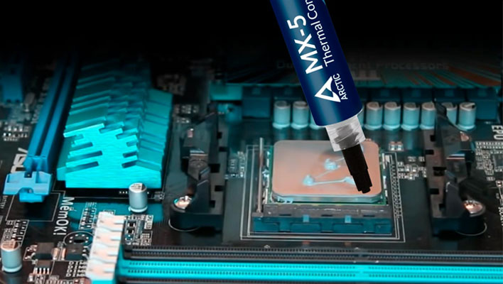 Arctic MX-5 Thermal Compound Applied to CPU