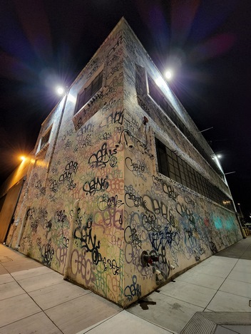 Samsung Galaxy S22 Ultra ultra-wide photo